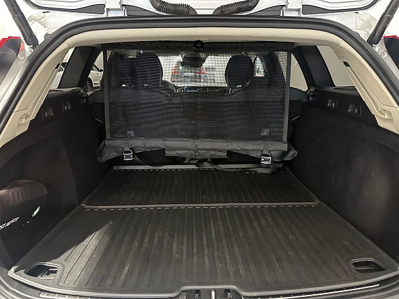 Volvo V60 8 of 18