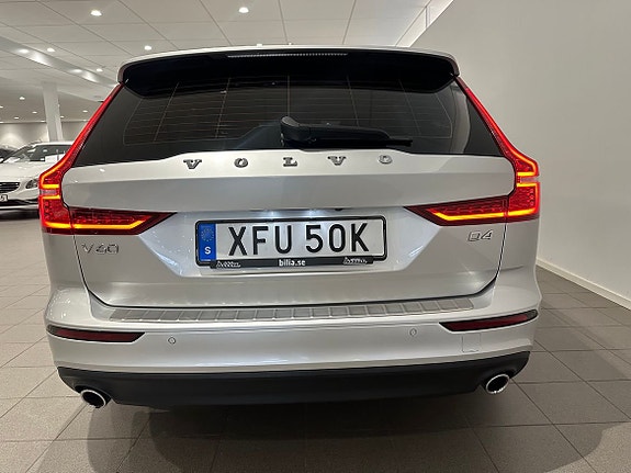 Volvo V60 7 of 18