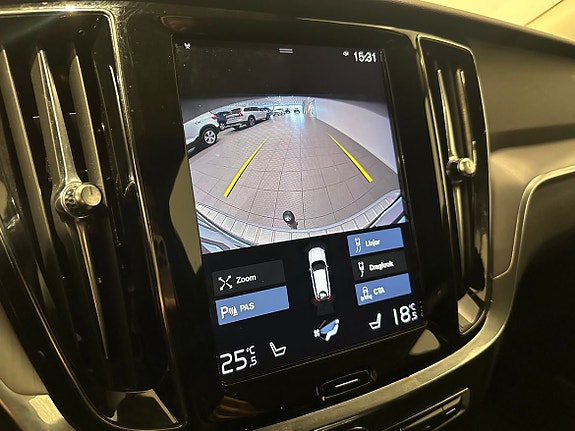 Volvo V60 16 of 18