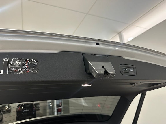 Volvo V60 11 of 18
