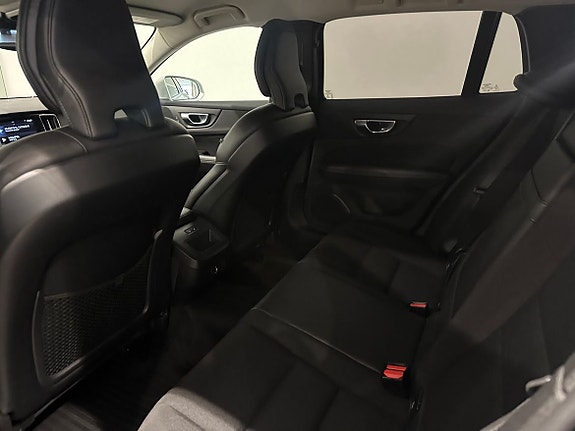 Volvo V60 12 of 18
