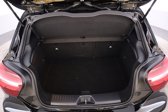 Mercedes-Benz A180 21 of 21
