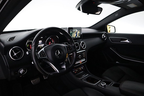 Mercedes-Benz A180 10 of 21