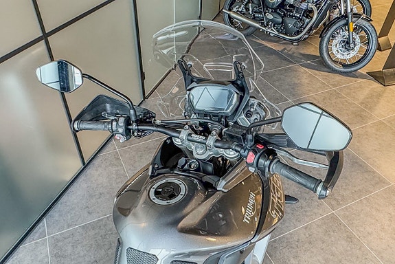 Triumph Tiger 800 XRt 5 of 5