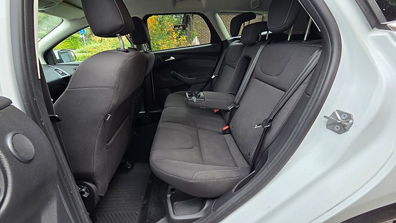 Ford Focus 14 of 18