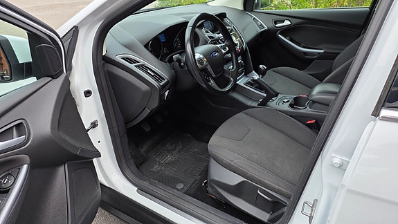 Ford Focus 11 of 18
