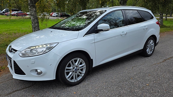 Ford Focus 2 of 18