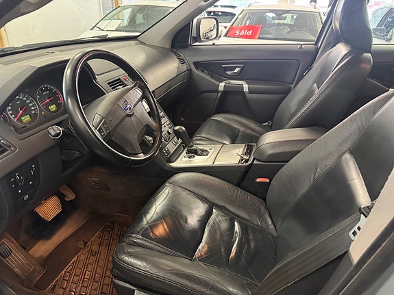 Volvo XC90 20 of 24