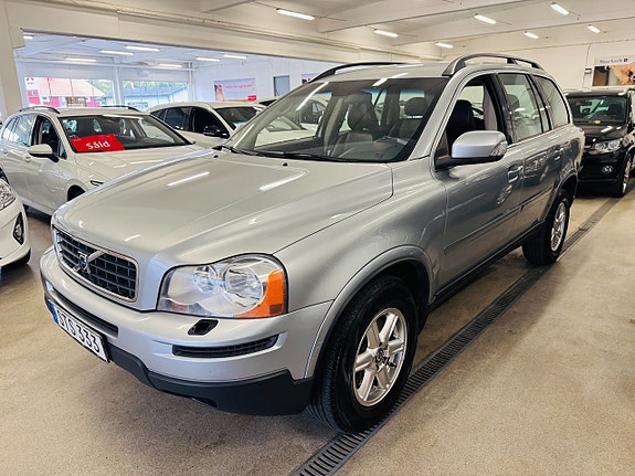 Volvo XC90 14 of 24