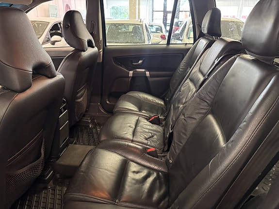 Volvo XC90 19 of 24