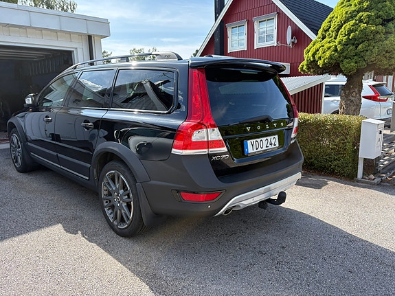 Volvo XC70 4 of 8