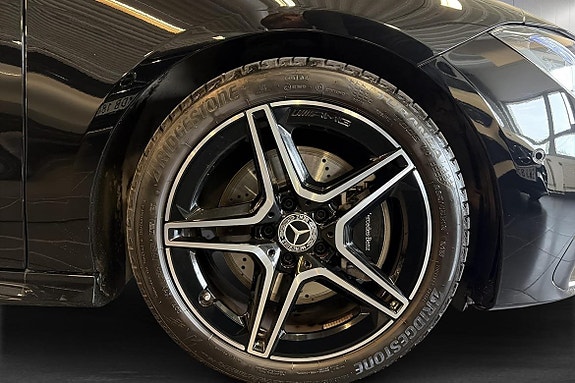 Mercedes-Benz CLA200 8 of 22