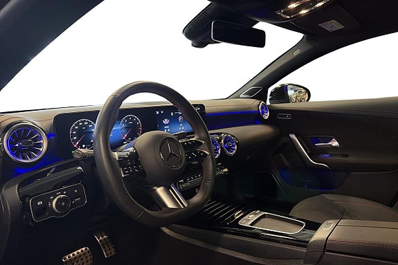 Mercedes-Benz CLA200 10 of 22