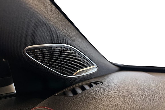 Mercedes-Benz CLA200 13 of 22