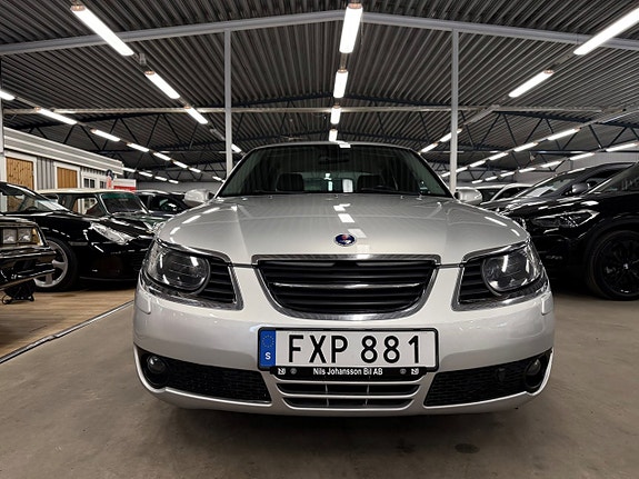 Saab 9-5 2 of 8