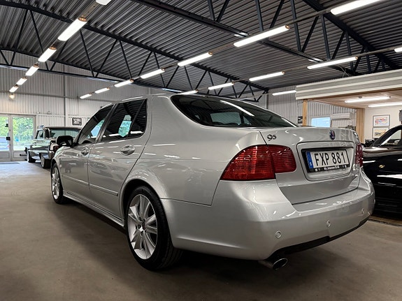 Saab 9-5 6 of 8