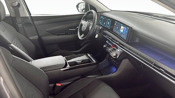 Hyundai Tucson 3 of 9