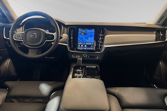 Volvo V90 10 of 30