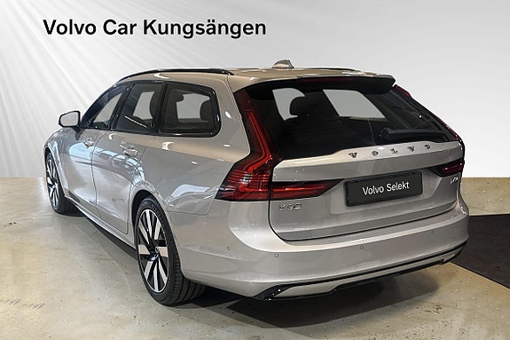 Volvo V90 4 of 30
