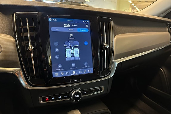 Volvo V90 22 of 30