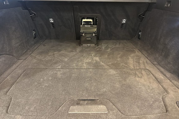 Volvo V90 30 of 30