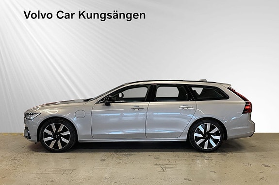 Volvo V90 3 of 30