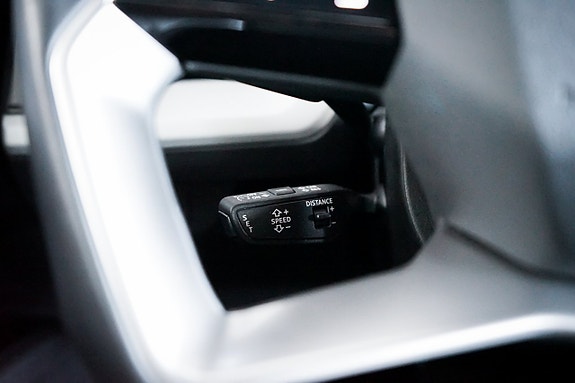 Audi Q4 e-tron 22 of 27
