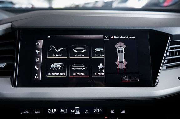 Audi Q4 e-tron 14 of 27
