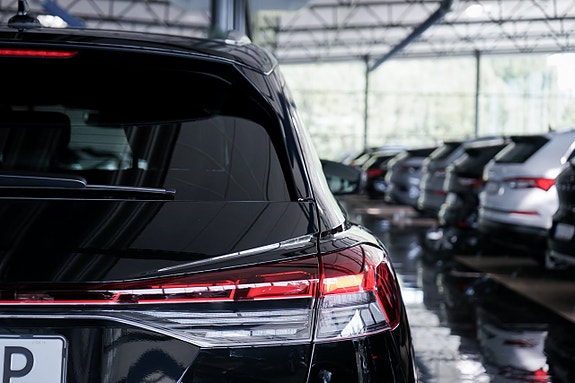 Audi Q4 e-tron 9 of 27
