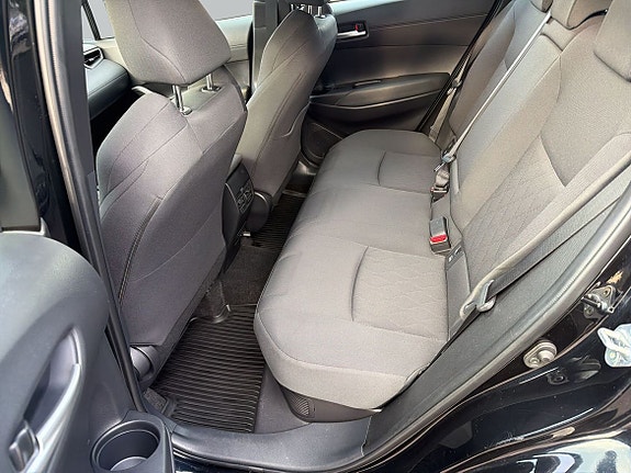 Toyota Corolla Cross 8 of 11