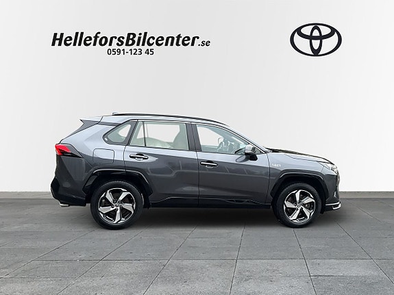 Toyota RAV4 17 of 25