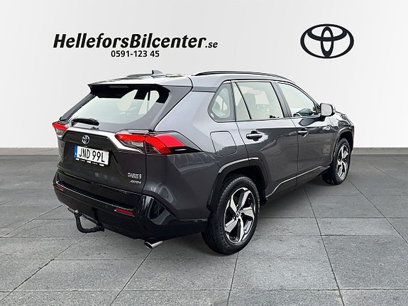 Toyota RAV4 18 of 25