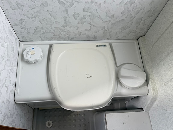 Adria Unica 541 12 of 20
