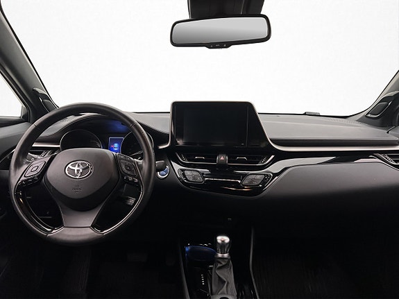 Toyota C-HR 19 of 30