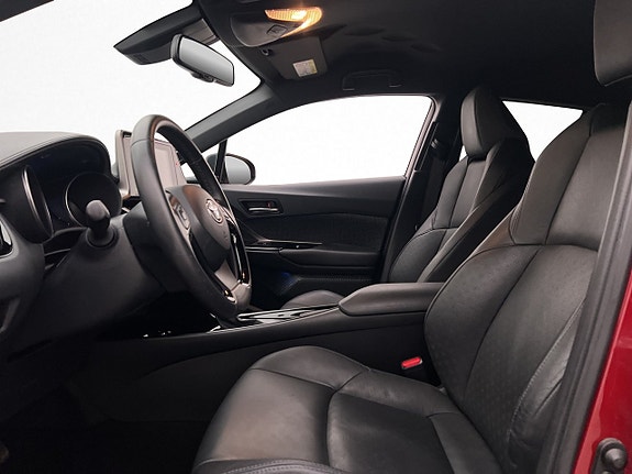 Toyota C-HR 9 of 30