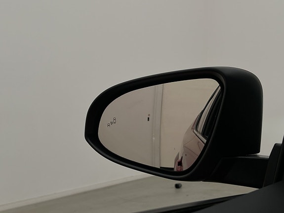 Toyota C-HR 13 of 30