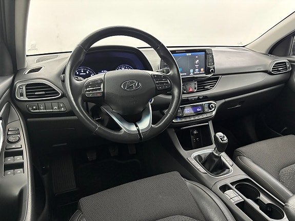 Hyundai i30 16 of 24