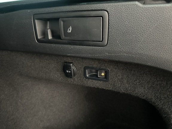 Volkswagen Passat 29 of 30
