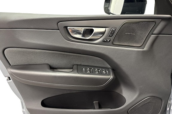 Volvo XC60 15 of 22