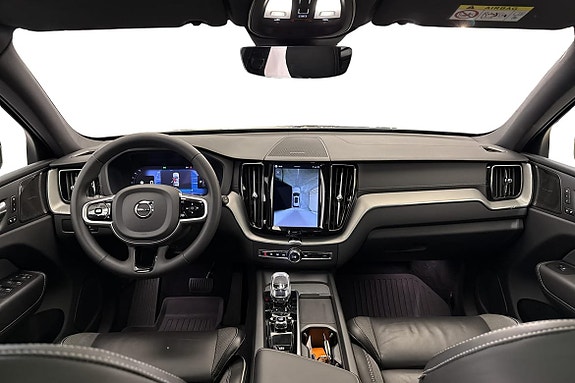 Volvo XC60 11 of 22