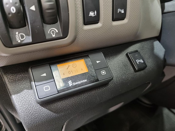 Renault Trafic 9 of 15