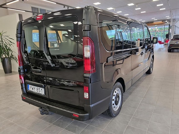 Renault Trafic 4 of 15