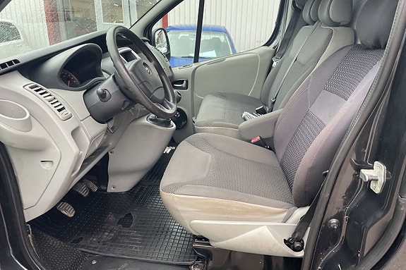 Opel Vivaro 6 of 10