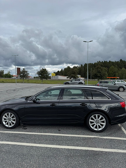 Audi A6 2 of 15