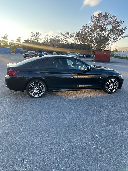BMW 430i 2 of 7