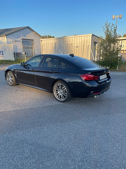 BMW 430i 3 of 7