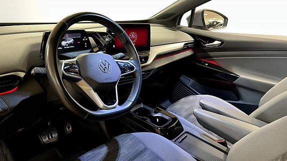 Volkswagen ID.4 7 of 14