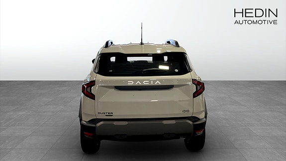 Dacia Duster 7 of 9