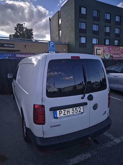 Volkswagen Caddy Maxi 7 of 8