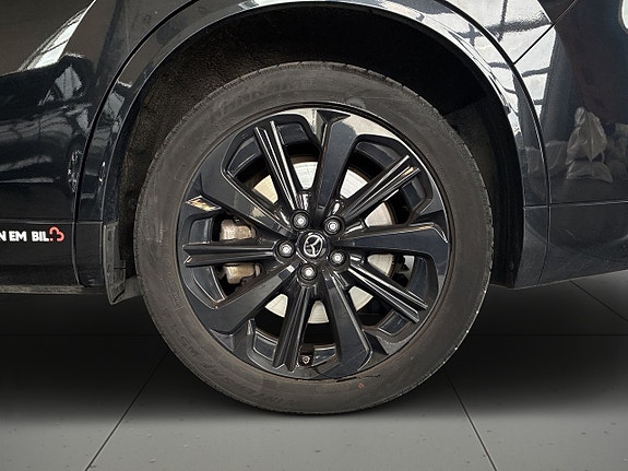 Mazda CX-80 14 of 25